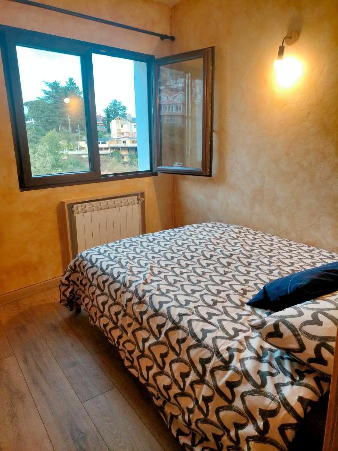 Apartamento Rural Miraflores de la Sierra Eksteriør bilde